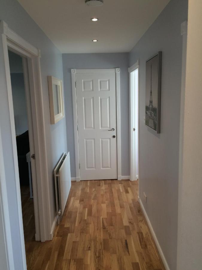 Flat Three, 212 Eaglesham Road, East Kilbride, Glasgow Ngoại thất bức ảnh