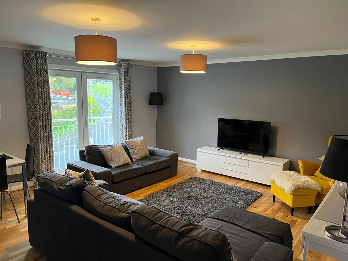 Flat Three, 212 Eaglesham Road, East Kilbride, Glasgow Ngoại thất bức ảnh